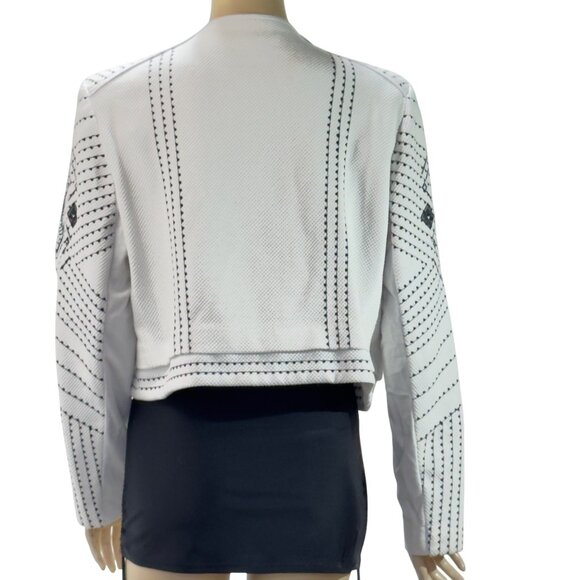 Nygard Womens Aztec Pattern White & Black Cropped Jacket Size L - Picture 2 of 11